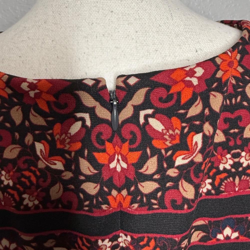 Chico's Floral Striped Print Short sleeve dress .-cp - Picture 6 of 7